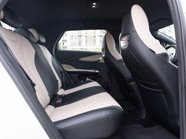 BYD Dolphin — Фото автомобиля 9