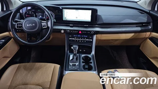 Kia Carnival Generation 4 — Фото автомобиля 7