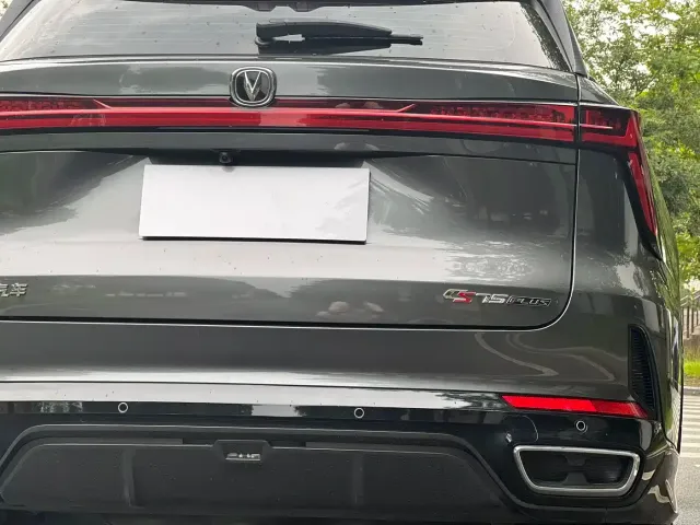 Changan CS75 Plus — Фото автомобиля 12
