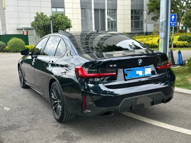 BMW 3 Series — Фото автомобиля 4