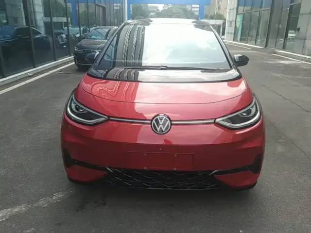 Volkswagen ID.3 — Фото автомобиля 2