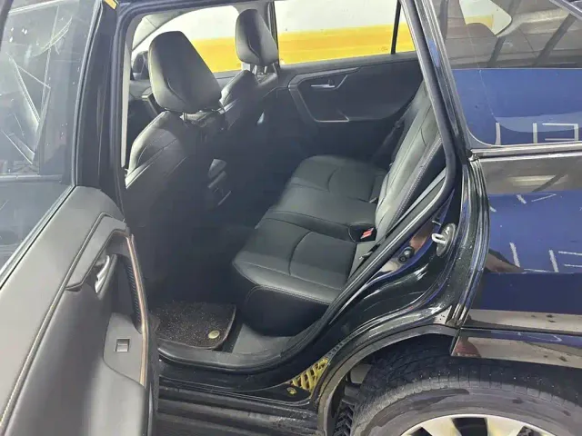 Toyota Wildlander — Фото автомобиля 3