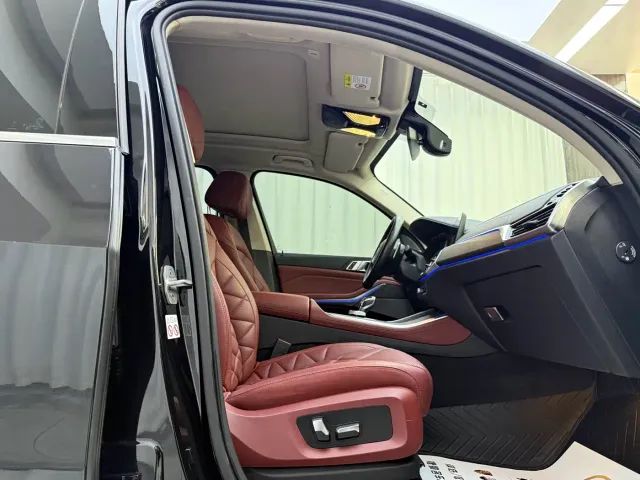 BMW X5 — Фото автомобиля 12
