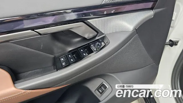 BMW 5-Series 5 серия (G60) 530i xDrive M Sport — Фото автомобиля 24
