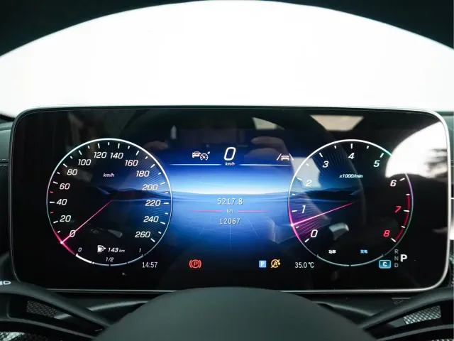 Mercedes-Benz C-Class — Фото автомобиля 11