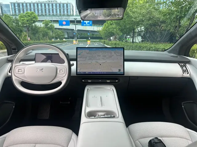 Xpeng P7+ — Фото автомобиля 17