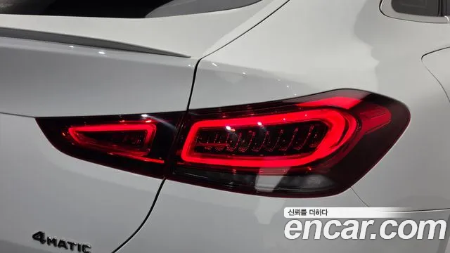 Mercedes-Benz GLE-Class — Фото автомобиля 8