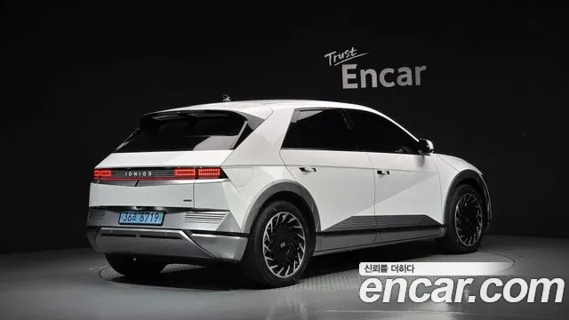 Hyundai Ioniq5 Ioniq5 Long Range AWD — Фото автомобиля 2