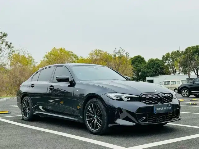 BMW 3 Series — Фото автомобиля 3