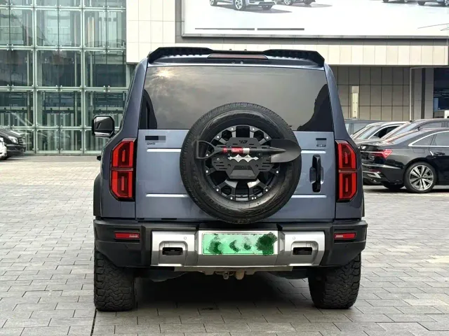 BYD FangChengBao Leopard 5 — Фото автомобиля 5