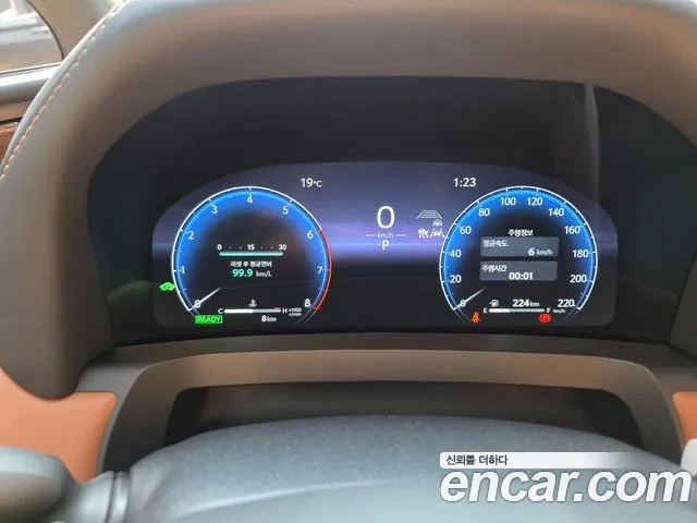 Toyota Alphard Generation 4 — Фото автомобиля 10