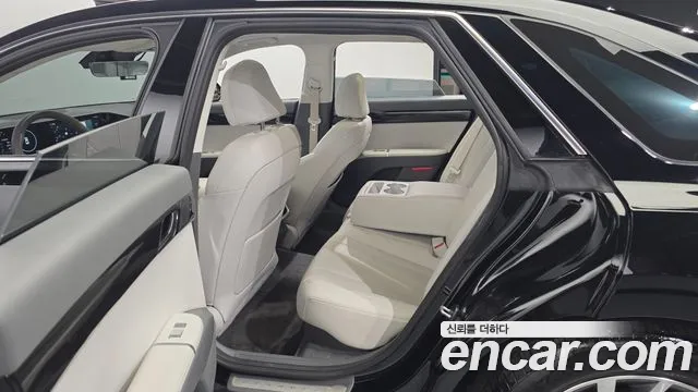 Hyundai Grandeur GN7 — Фото автомобиля 17