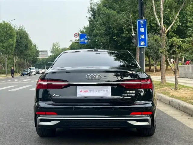 Audi A6L — Фото автомобиля 5