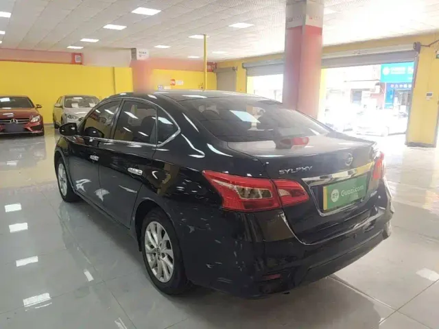 Nissan Sylphy — Фото автомобиля 4