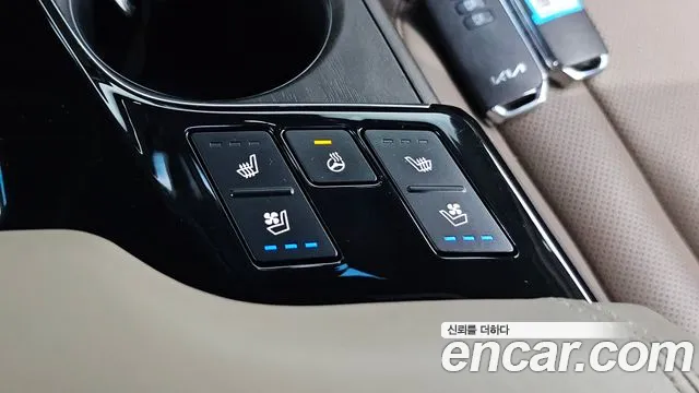 Kia K8 2.5 Бензин 2WD — Фото автомобиля 16