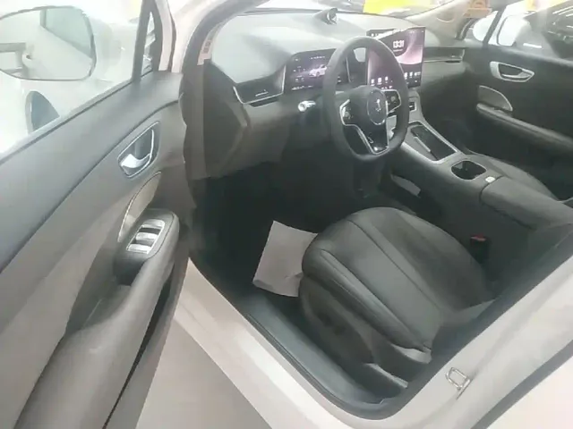 Shangjie SUV — Фото автомобиля 15