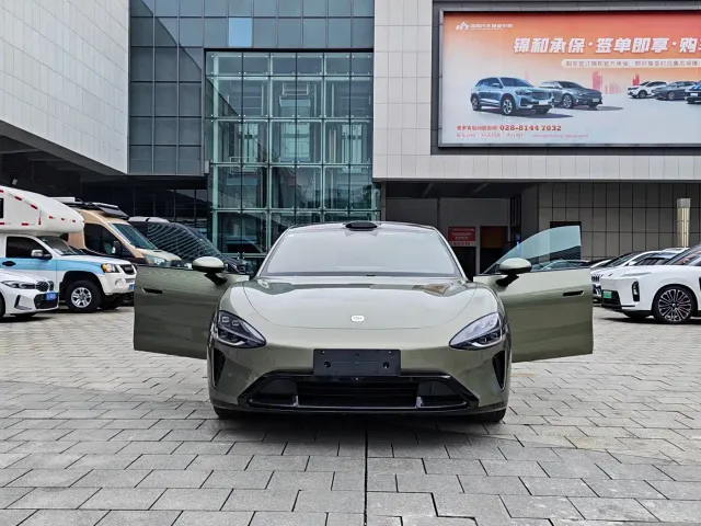 Xiaomi SU7 — Фото автомобиля 4