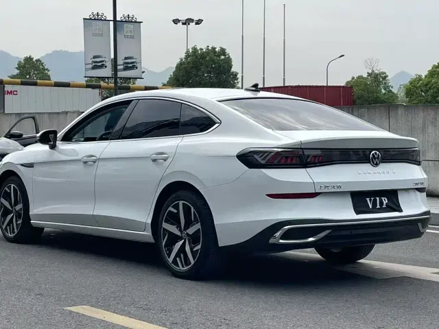 Volkswagen Lamando — Фото автомобиля 5