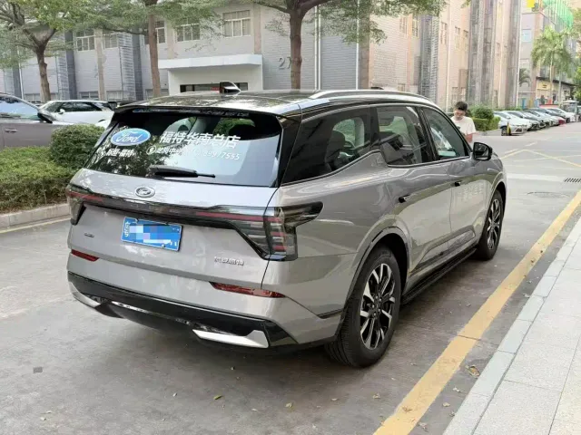Ford Edge — Фото автомобиля 14