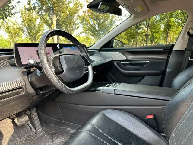 Xpeng P7 — Фото автомобиля 5