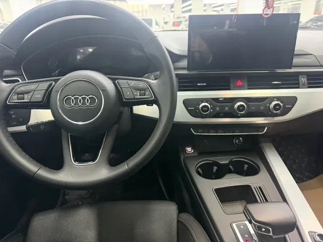 Audi A4L — Фото автомобиля 5