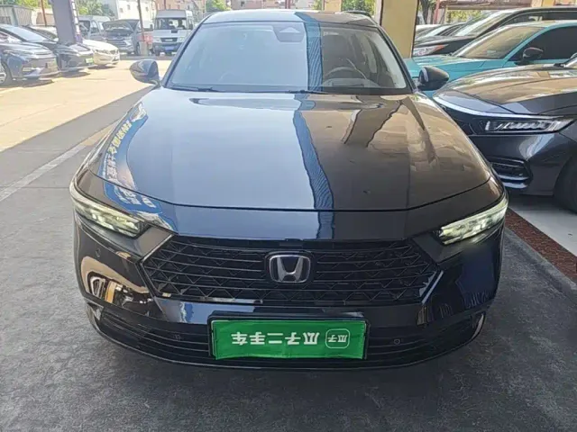 Honda Accord — Фото автомобиля 2