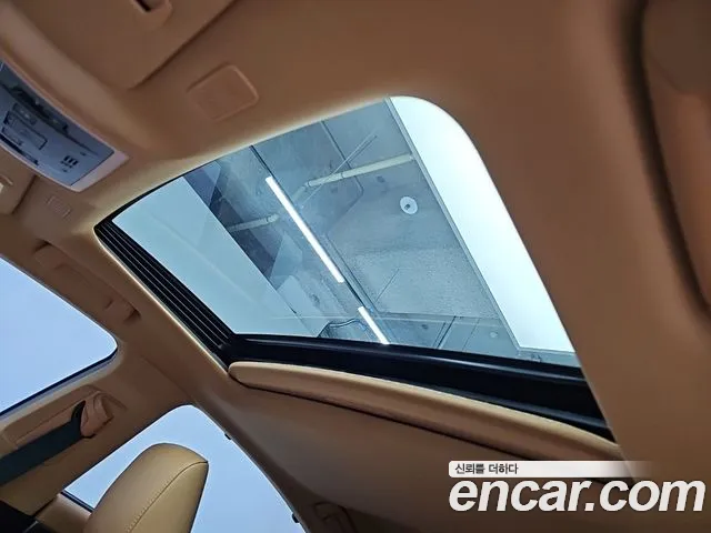 Lexus ES — Фото автомобиля 12