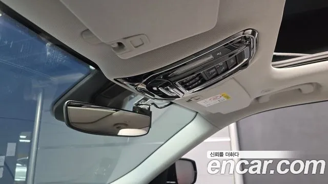 Jeep Cherokee Grand Cherokee(WL) 3.6 Overland — Фото автомобиля 26