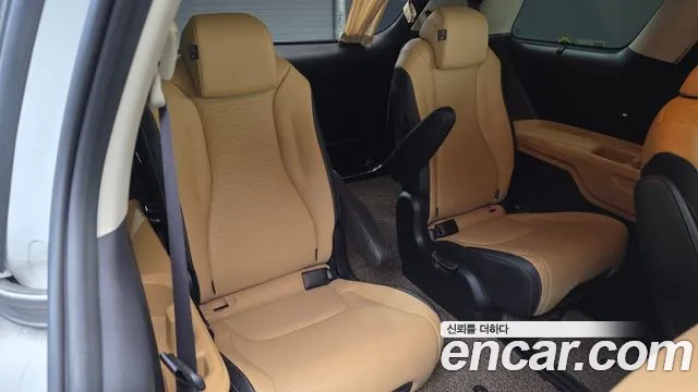 Kia Canival Carnival 4 поколение Бензин 9 мест Noblesse — Фото автомобиля 12