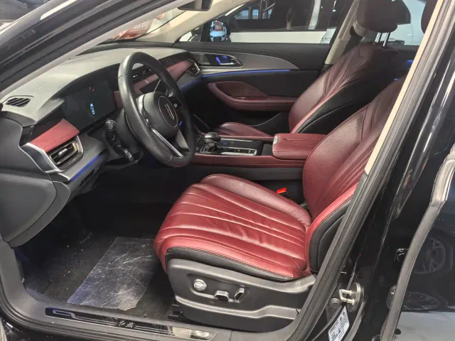 Hongqi H5 — Фото автомобиля 6
