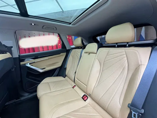 Geely Boyue L — Фото автомобиля 13