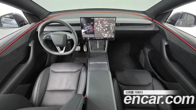 Tesla Model Y — Фото автомобиля 10