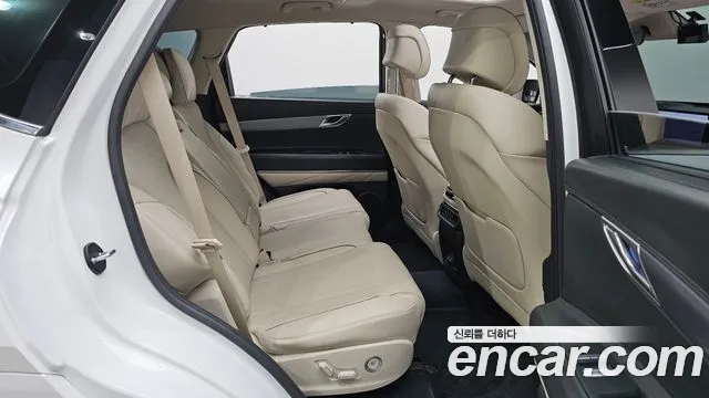 Genesis GV80 2.5T Бензин 2WD — Фото автомобиля 12