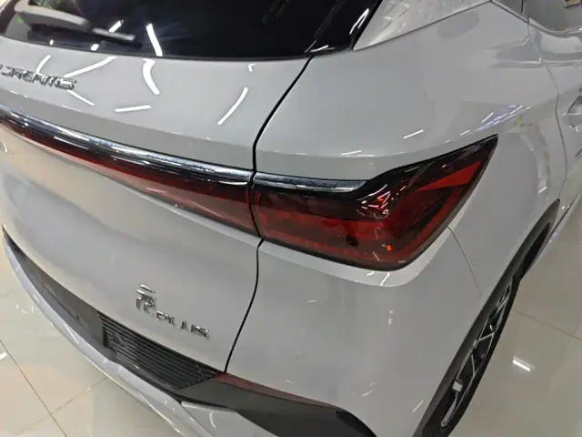 BYD Yuan PLUS — Фото автомобиля 7
