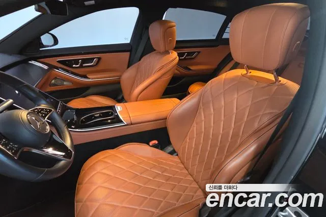 Mercedes-Benz S-Class — Фото автомобиля 13