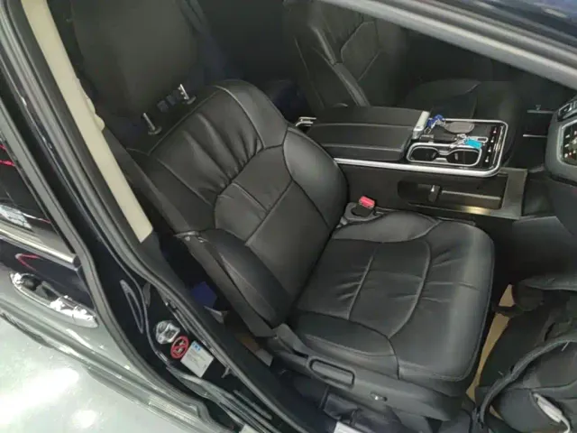Honda Odyssey — Фото автомобиля 24