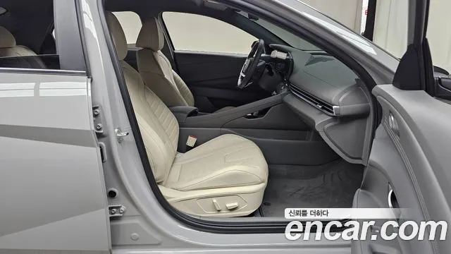 Hyundai AVANTE Новый Avante (CN7) — Фото автомобиля 26