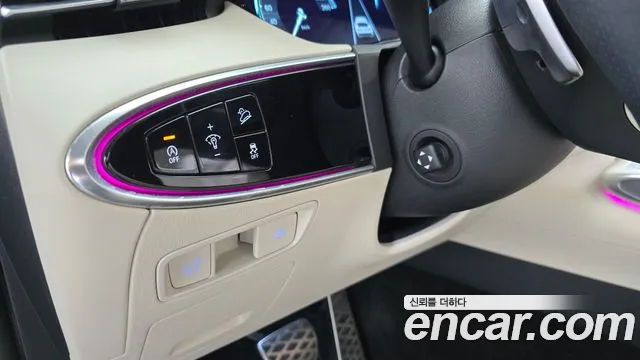 Genesis GV70 2.5T Бензин 2WD — Фото автомобиля 6