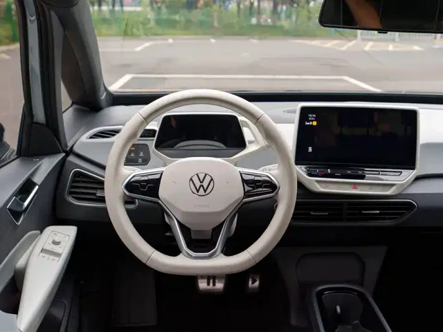 Volkswagen ID.3 — Фото автомобиля 15
