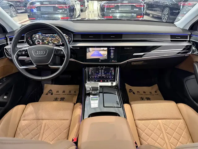 Audi A8 — Фото автомобиля 7