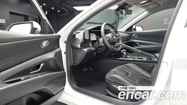 Hyundai Avante — Фото автомобиля 10