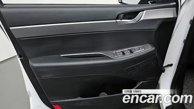 Hyundai Palisade Palisade Дизель 2.2 2WD — Фото автомобиля 25