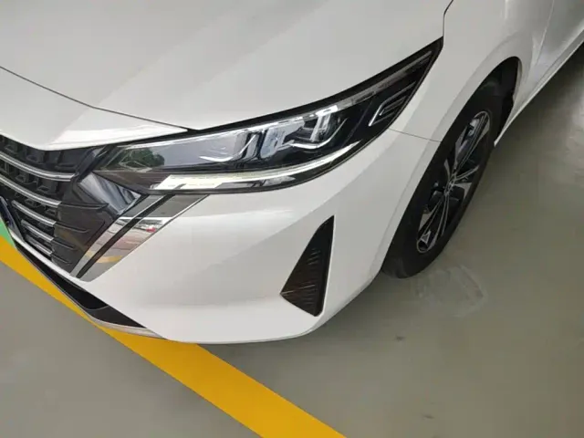 Nissan Sylphy — Фото автомобиля 23