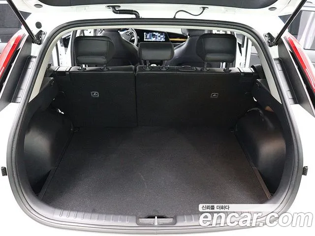 Kia Niro New — Фото автомобиля 5