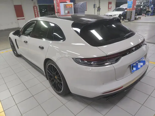 Porsche Panamera — Фото автомобиля 7
