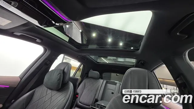 Mercedes-Benz EQS — Фото автомобиля 9