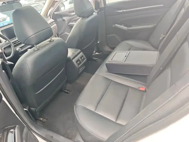 Nissan Teana — Фото автомобиля 7