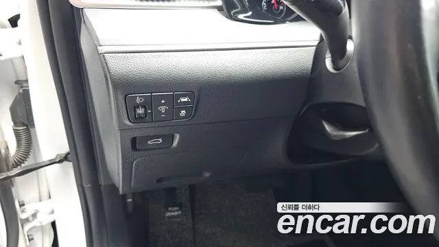 Kia K5 K5 3 поколение 2.0 LPI(Для проката) — Фото автомобиля 28