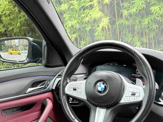 BMW 5 Series — Фото автомобиля 7
