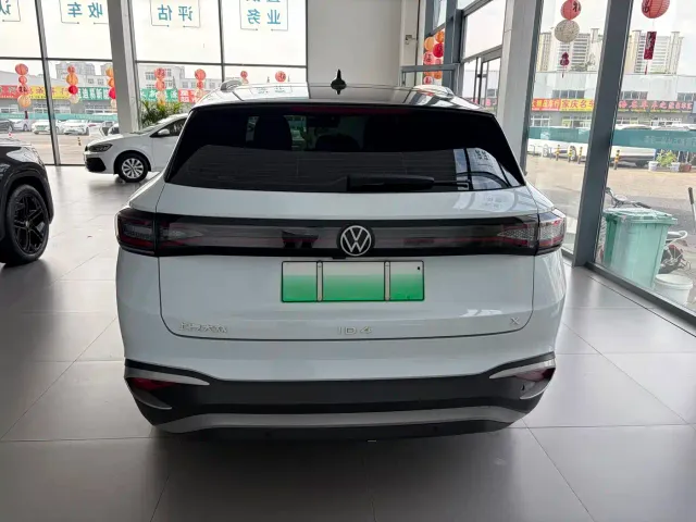 Volkswagen ID.4 X — Фото автомобиля 9